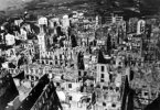 Les ruines de Guernica au lendemain du bombardement de 1937.